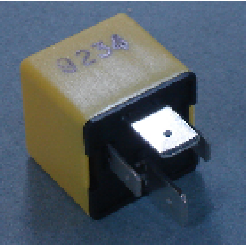 RELAY DE ACCESORIOS CORSA DZ-R9234